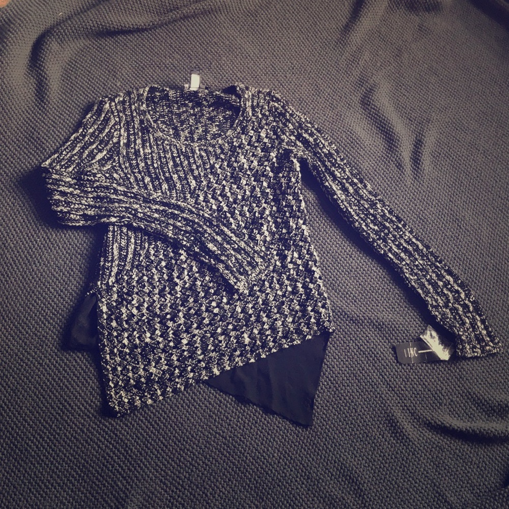 NWT INC International Concepts Sweater